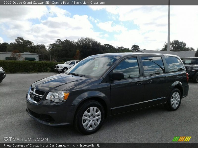 Granite Pearl / Black/Light Graystone 2019 Dodge Grand Caravan SE