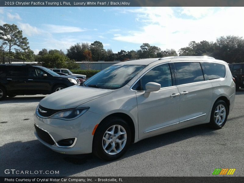 Luxury White Pearl / Black/Alloy 2019 Chrysler Pacifica Touring L Plus