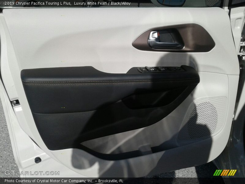 Luxury White Pearl / Black/Alloy 2019 Chrysler Pacifica Touring L Plus