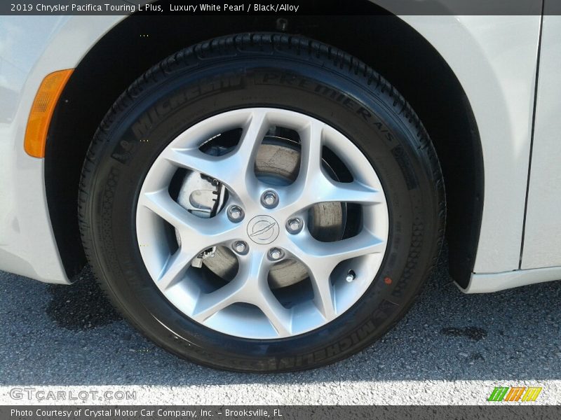 Luxury White Pearl / Black/Alloy 2019 Chrysler Pacifica Touring L Plus