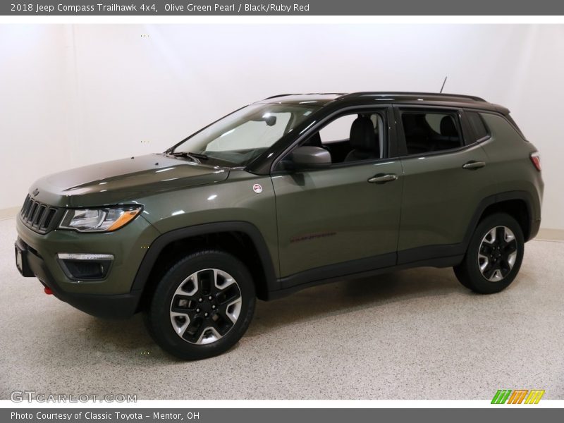 Olive Green Pearl / Black/Ruby Red 2018 Jeep Compass Trailhawk 4x4