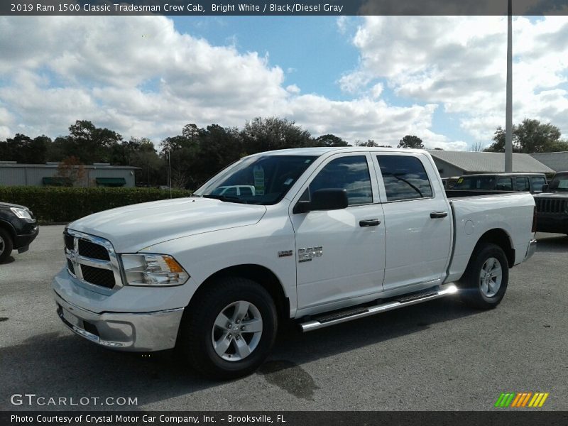 Bright White / Black/Diesel Gray 2019 Ram 1500 Classic Tradesman Crew Cab