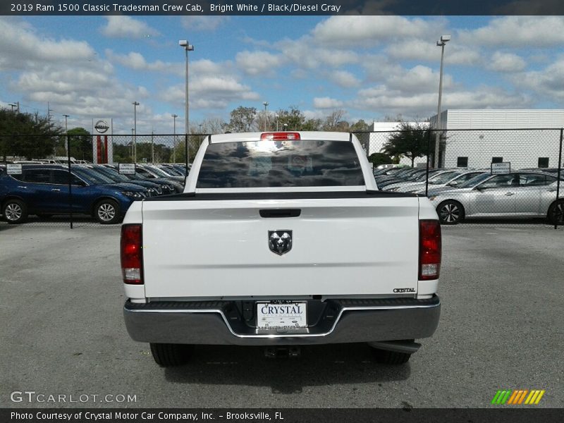Bright White / Black/Diesel Gray 2019 Ram 1500 Classic Tradesman Crew Cab