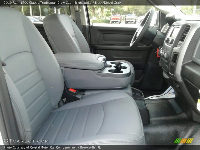 Bright White / Black/Diesel Gray 2019 Ram 1500 Classic Tradesman Crew Cab