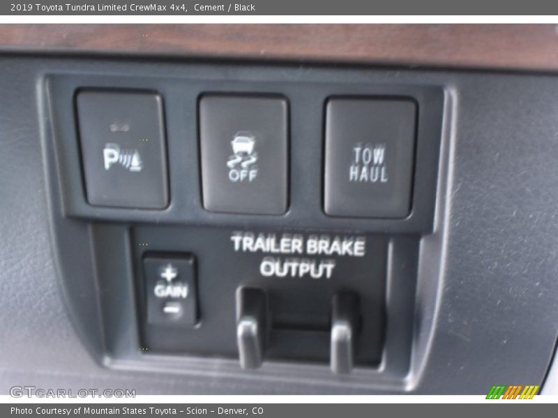 Cement / Black 2019 Toyota Tundra Limited CrewMax 4x4