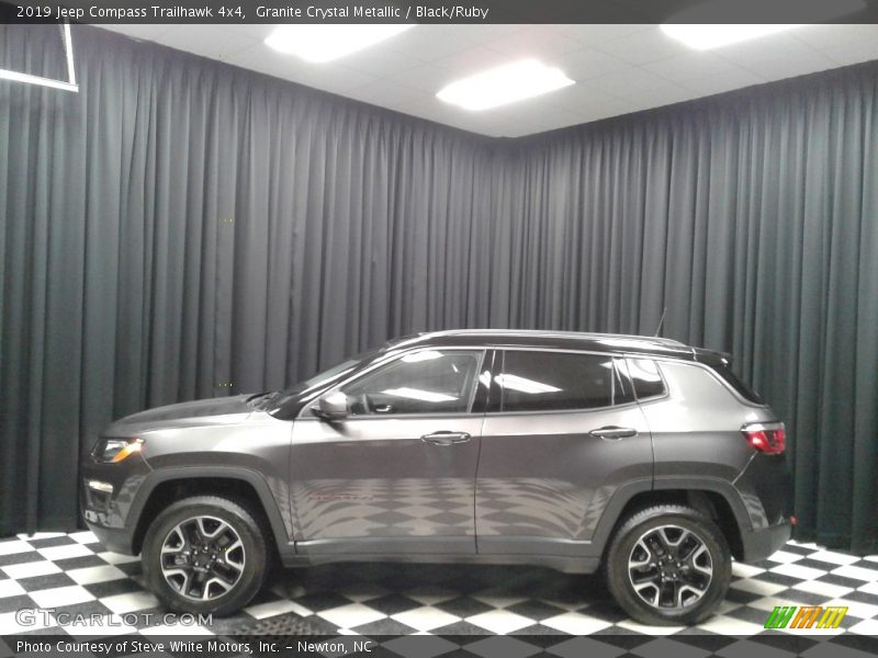 Granite Crystal Metallic / Black/Ruby 2019 Jeep Compass Trailhawk 4x4
