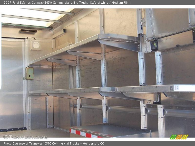 Oxford White / Medium Flint 2007 Ford E Series Cutaway E450 Commercial Utility Truck