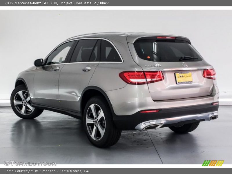 Mojave Silver Metallic / Black 2019 Mercedes-Benz GLC 300