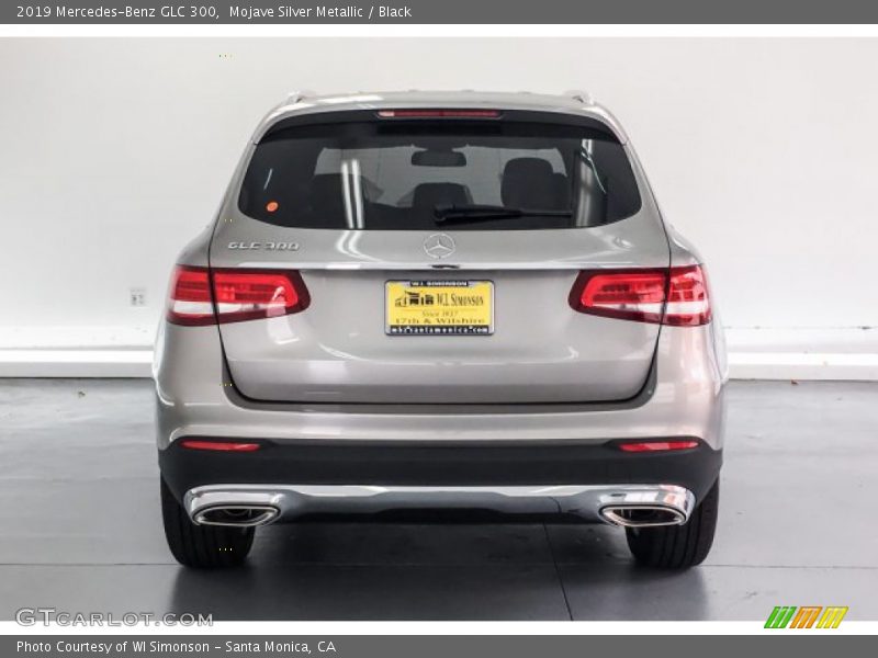 Mojave Silver Metallic / Black 2019 Mercedes-Benz GLC 300