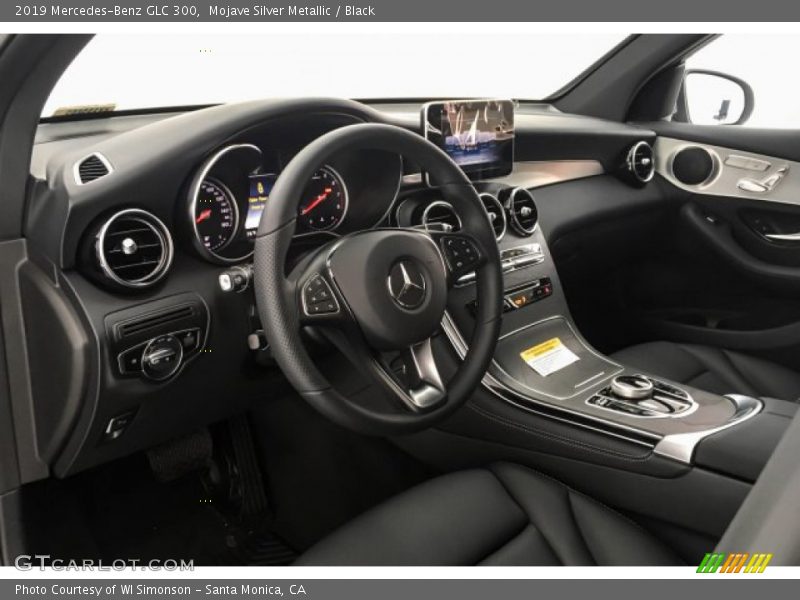 Mojave Silver Metallic / Black 2019 Mercedes-Benz GLC 300