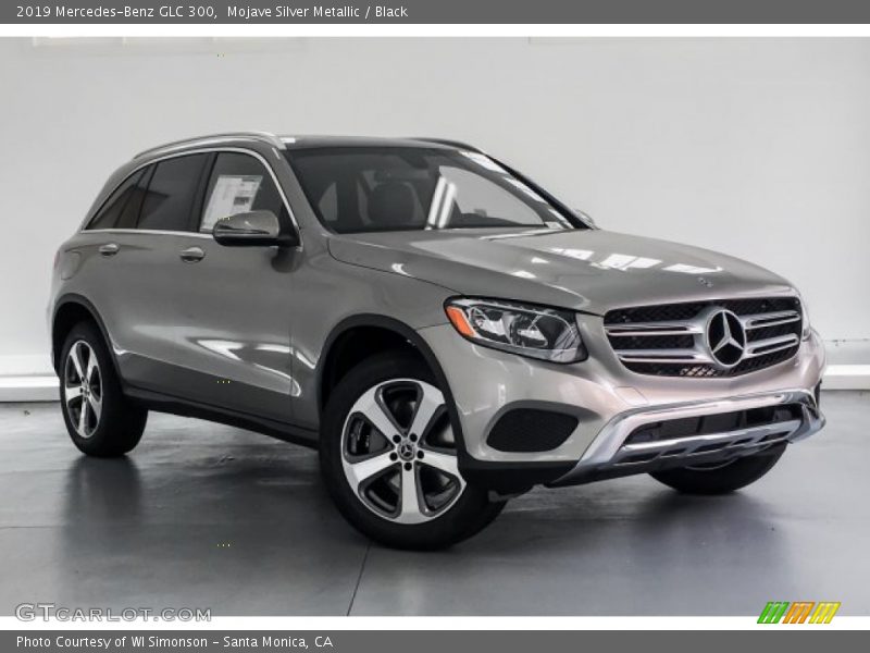 Mojave Silver Metallic / Black 2019 Mercedes-Benz GLC 300