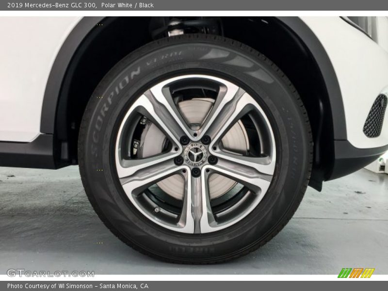 Polar White / Black 2019 Mercedes-Benz GLC 300