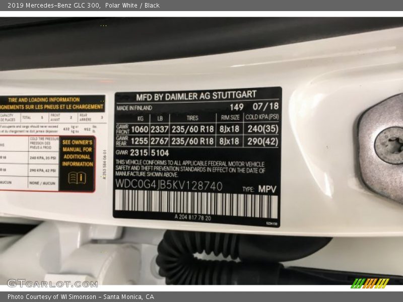 Polar White / Black 2019 Mercedes-Benz GLC 300
