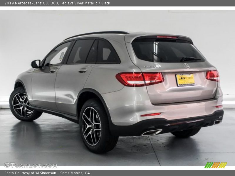 Mojave Silver Metallic / Black 2019 Mercedes-Benz GLC 300