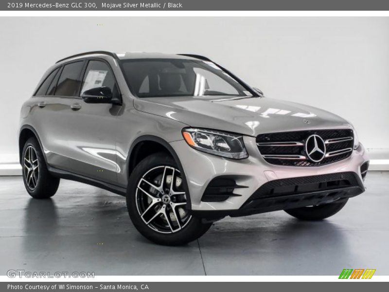 Mojave Silver Metallic / Black 2019 Mercedes-Benz GLC 300