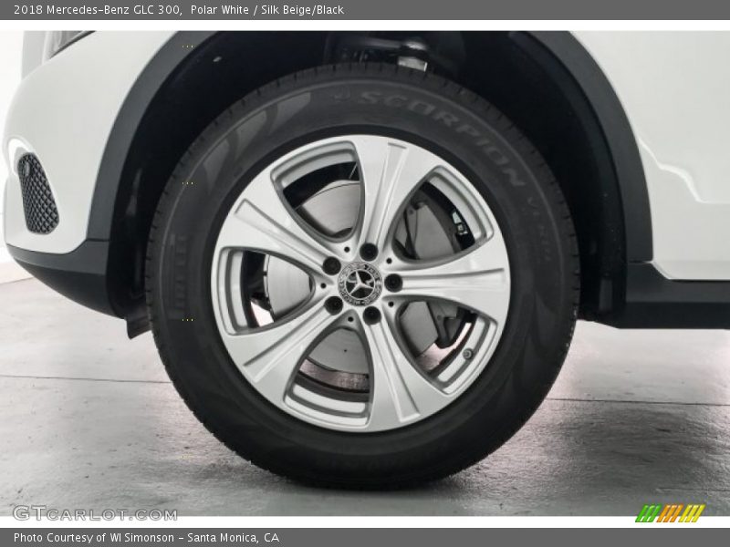 Polar White / Silk Beige/Black 2018 Mercedes-Benz GLC 300