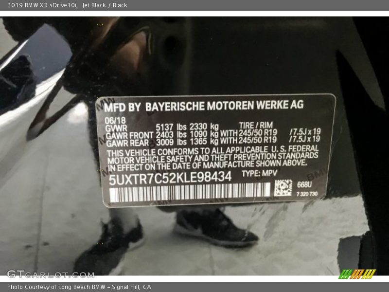 Jet Black / Black 2019 BMW X3 sDrive30i