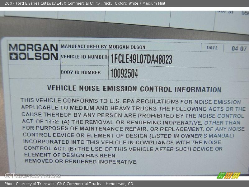 Oxford White / Medium Flint 2007 Ford E Series Cutaway E450 Commercial Utility Truck