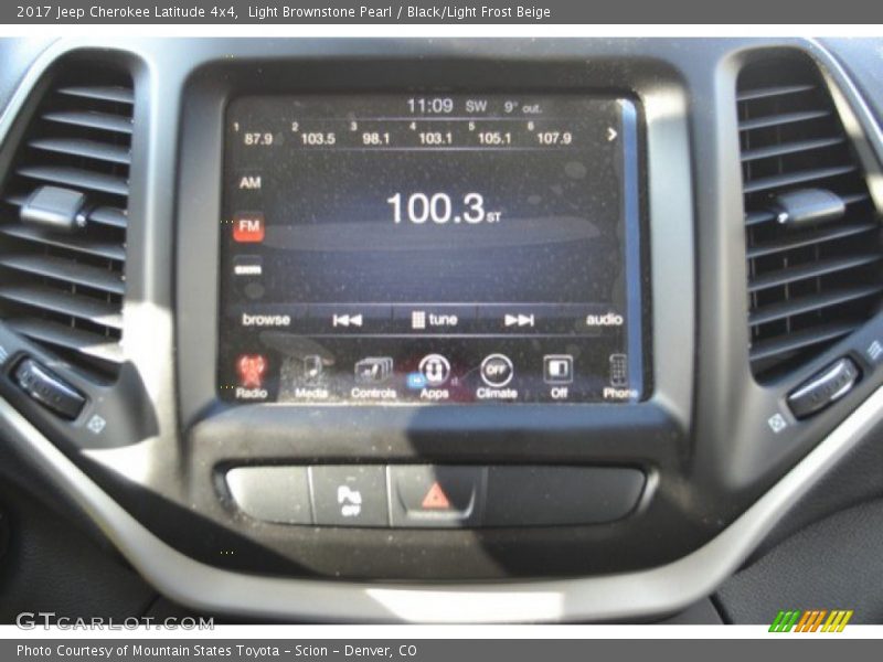 Light Brownstone Pearl / Black/Light Frost Beige 2017 Jeep Cherokee Latitude 4x4