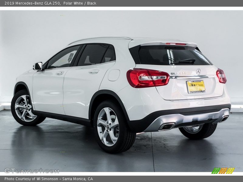 Polar White / Black 2019 Mercedes-Benz GLA 250