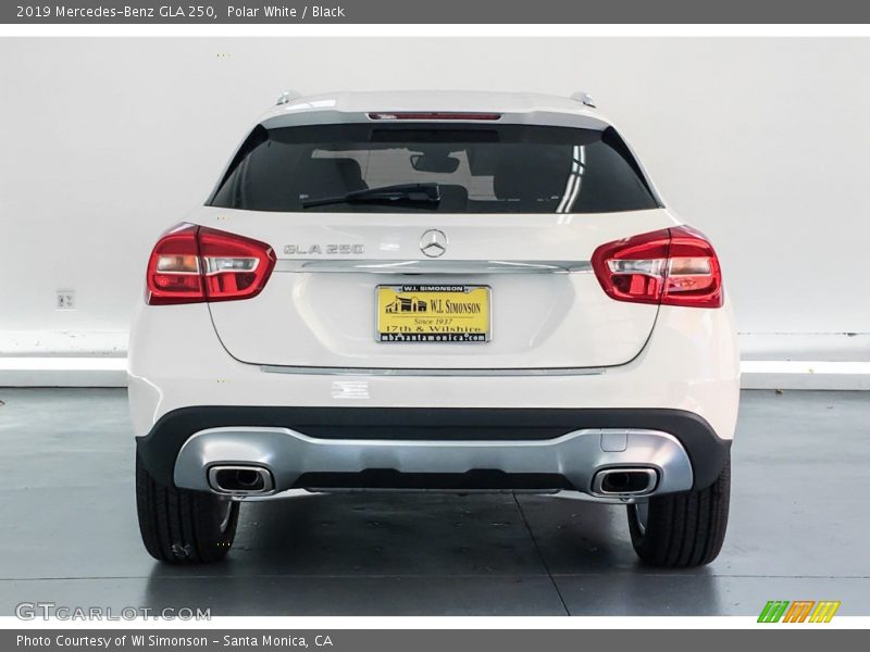 Polar White / Black 2019 Mercedes-Benz GLA 250
