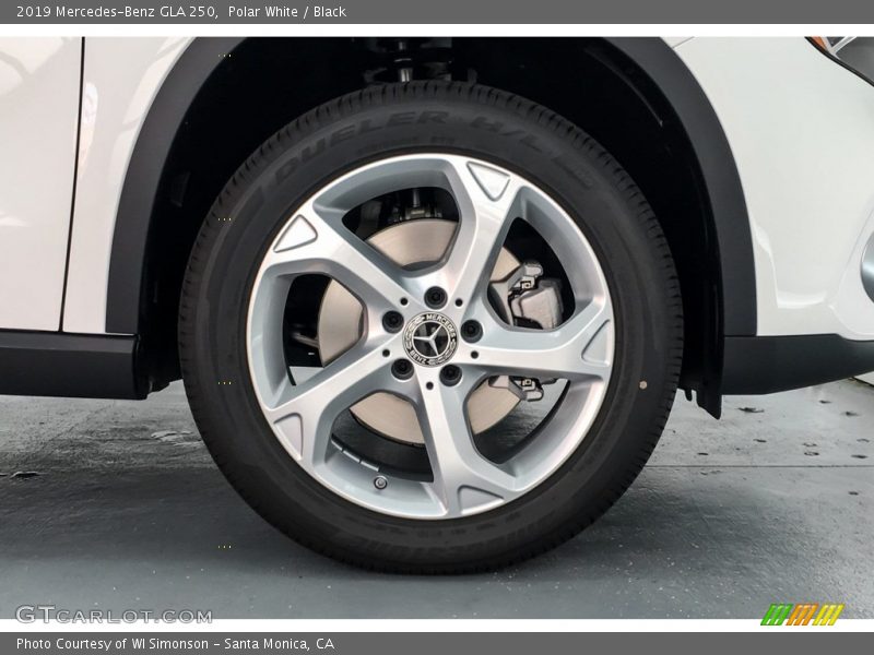 Polar White / Black 2019 Mercedes-Benz GLA 250