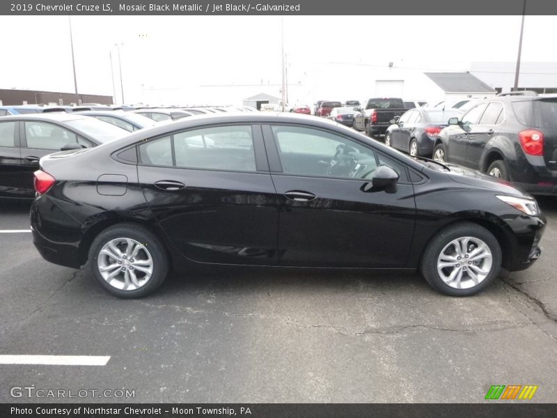 Mosaic Black Metallic / Jet Black/­Galvanized 2019 Chevrolet Cruze LS