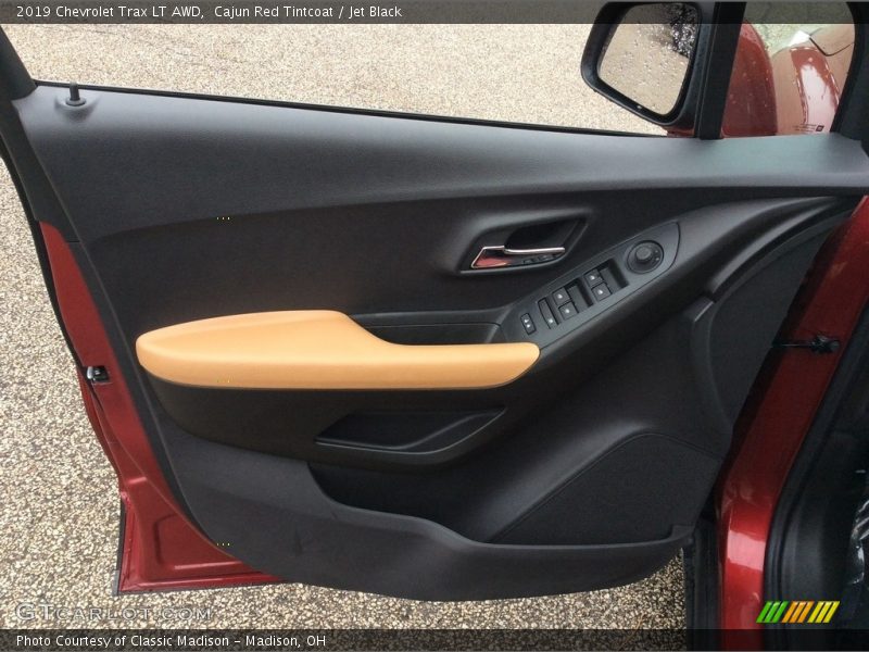Cajun Red Tintcoat / Jet Black 2019 Chevrolet Trax LT AWD