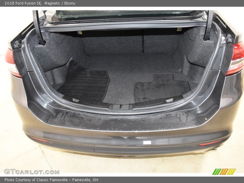 Magnetic / Ebony 2018 Ford Fusion SE