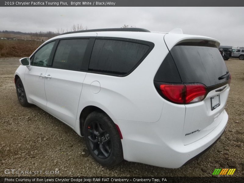 Bright White / Black/Alloy 2019 Chrysler Pacifica Touring Plus
