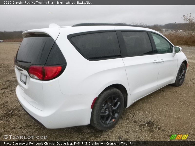 Bright White / Black/Alloy 2019 Chrysler Pacifica Touring Plus
