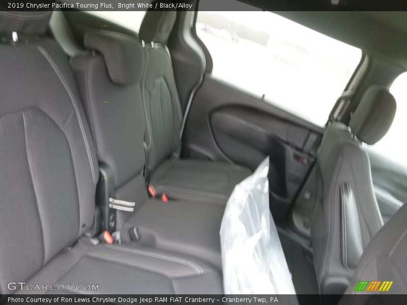 Bright White / Black/Alloy 2019 Chrysler Pacifica Touring Plus