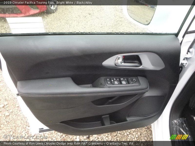Bright White / Black/Alloy 2019 Chrysler Pacifica Touring Plus