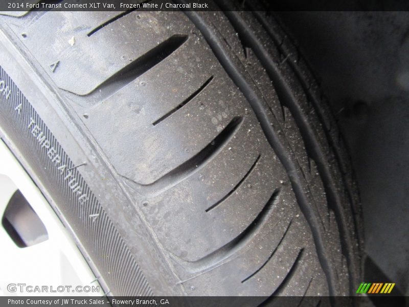 Frozen White / Charcoal Black 2014 Ford Transit Connect XLT Van