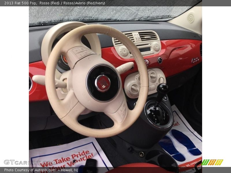 Rosso (Red) / Rosso/Avorio (Red/Ivory) 2013 Fiat 500 Pop