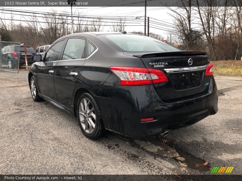 Super Black / Charcoal 2013 Nissan Sentra SR