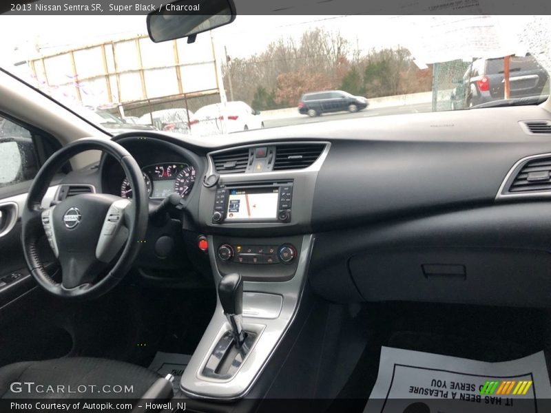 Super Black / Charcoal 2013 Nissan Sentra SR