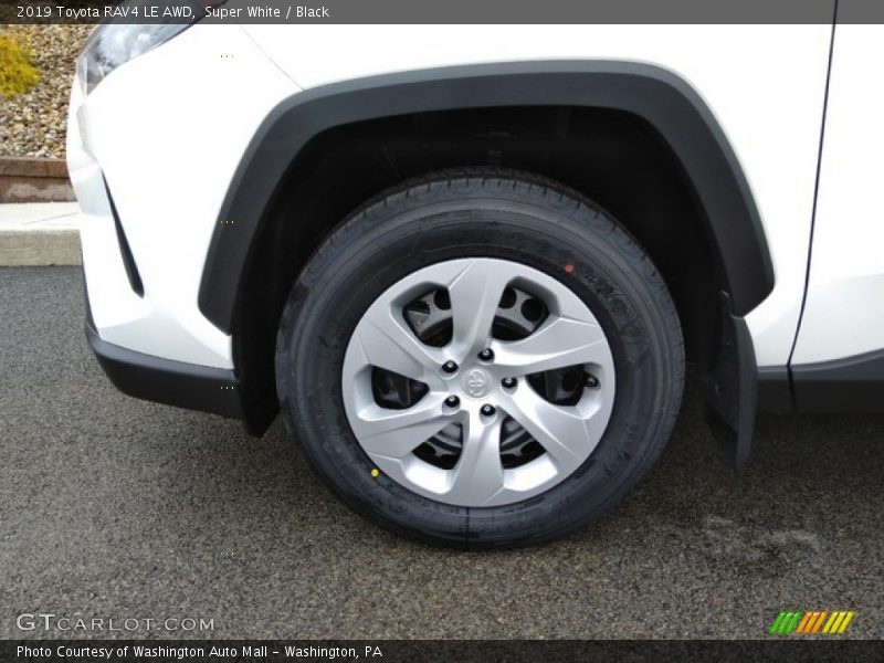  2019 RAV4 LE AWD Wheel