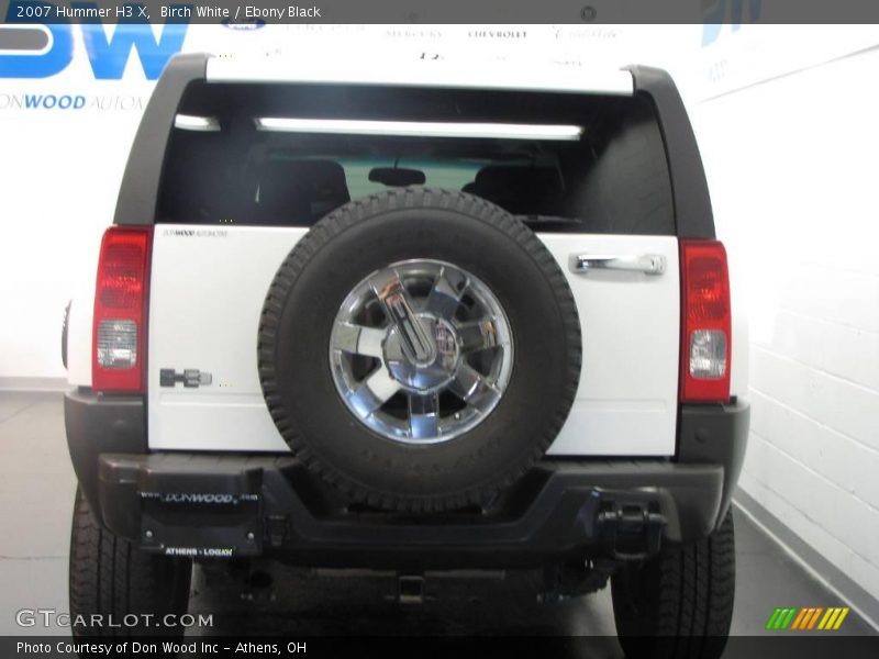 Birch White / Ebony Black 2007 Hummer H3 X
