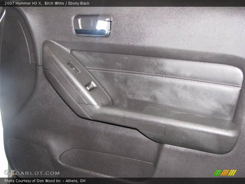 Birch White / Ebony Black 2007 Hummer H3 X