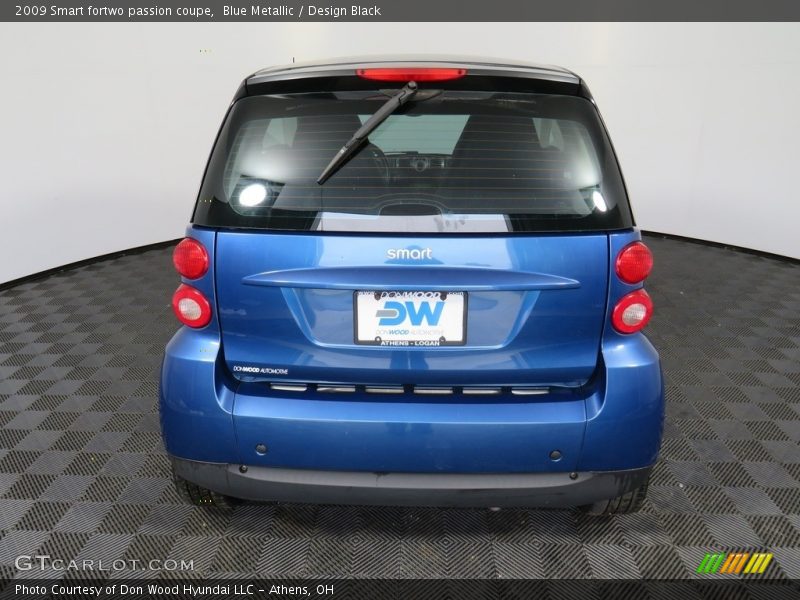 Blue Metallic / Design Black 2009 Smart fortwo passion coupe