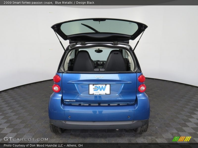 Blue Metallic / Design Black 2009 Smart fortwo passion coupe