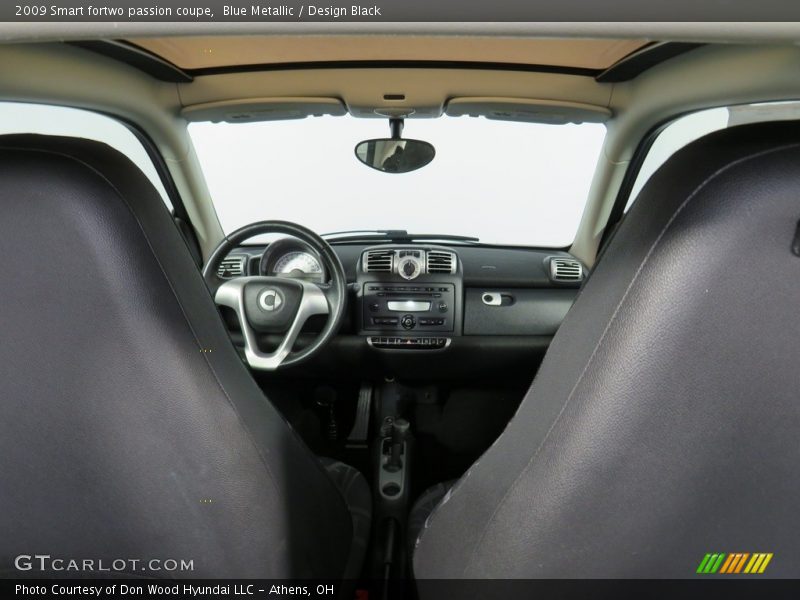 Blue Metallic / Design Black 2009 Smart fortwo passion coupe