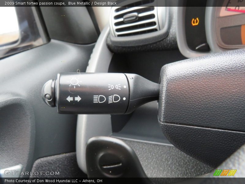 Blue Metallic / Design Black 2009 Smart fortwo passion coupe