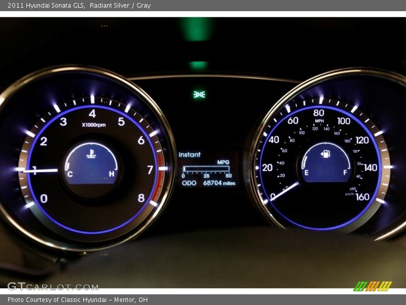 Radiant Silver / Gray 2011 Hyundai Sonata GLS