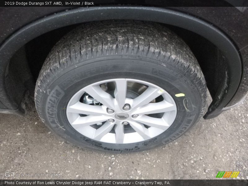 In–Violet / Black 2019 Dodge Durango SXT AWD