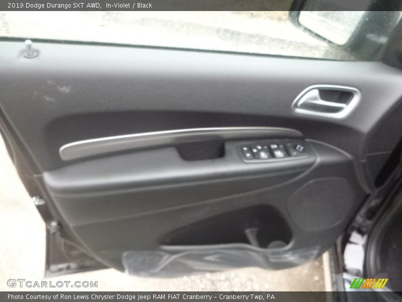 In–Violet / Black 2019 Dodge Durango SXT AWD