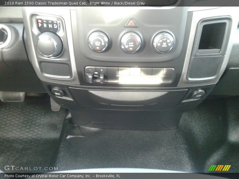 Bright White / Black/Diesel Gray 2019 Ram 1500 Classic Tradesman Quad Cab