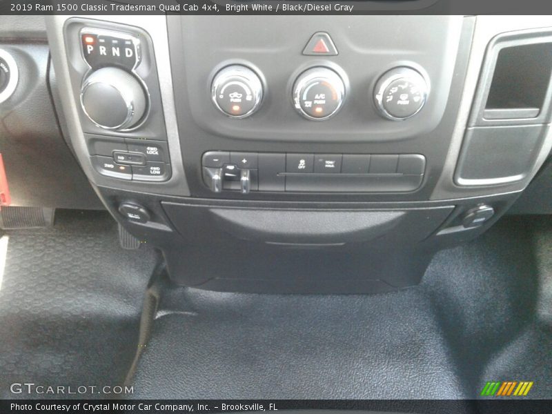Bright White / Black/Diesel Gray 2019 Ram 1500 Classic Tradesman Quad Cab 4x4