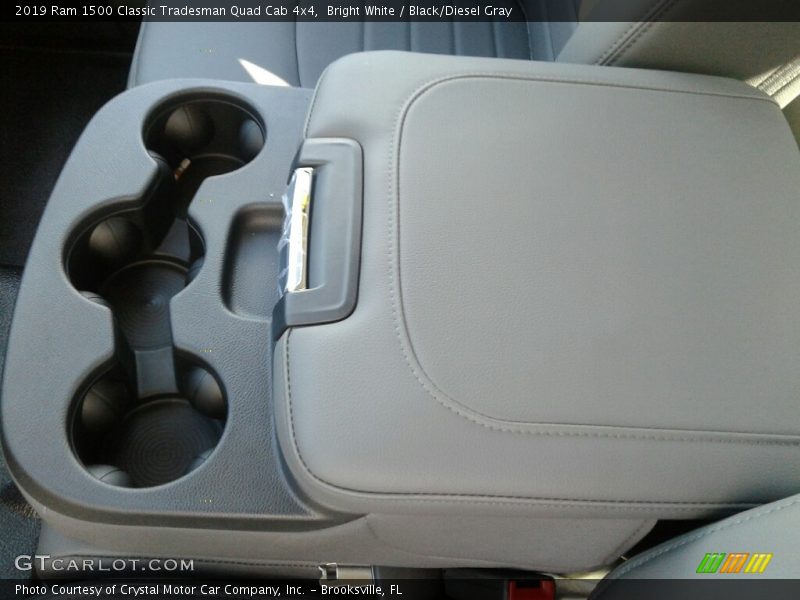 Bright White / Black/Diesel Gray 2019 Ram 1500 Classic Tradesman Quad Cab 4x4